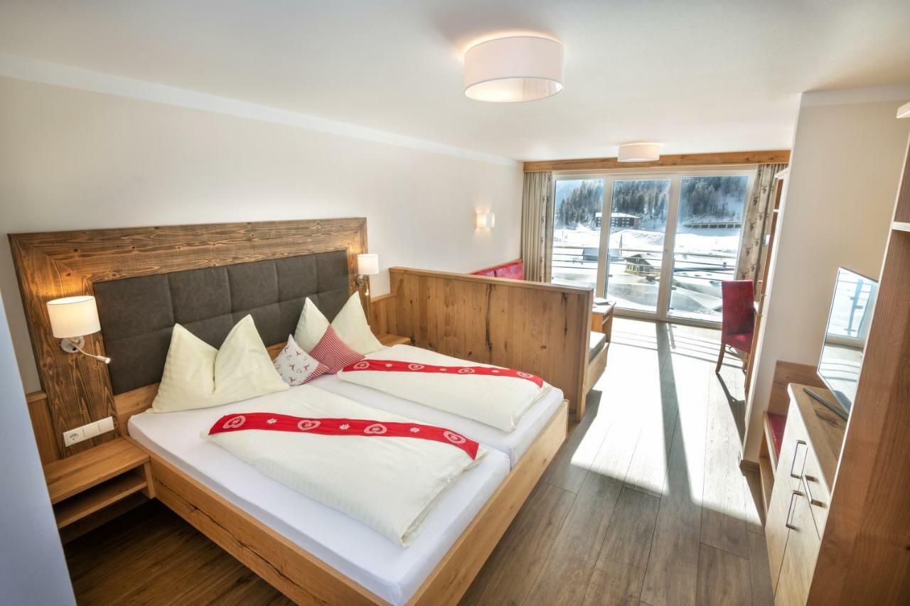 Hotel & Appartement Auerhahn Obertauern Eksteriør billede